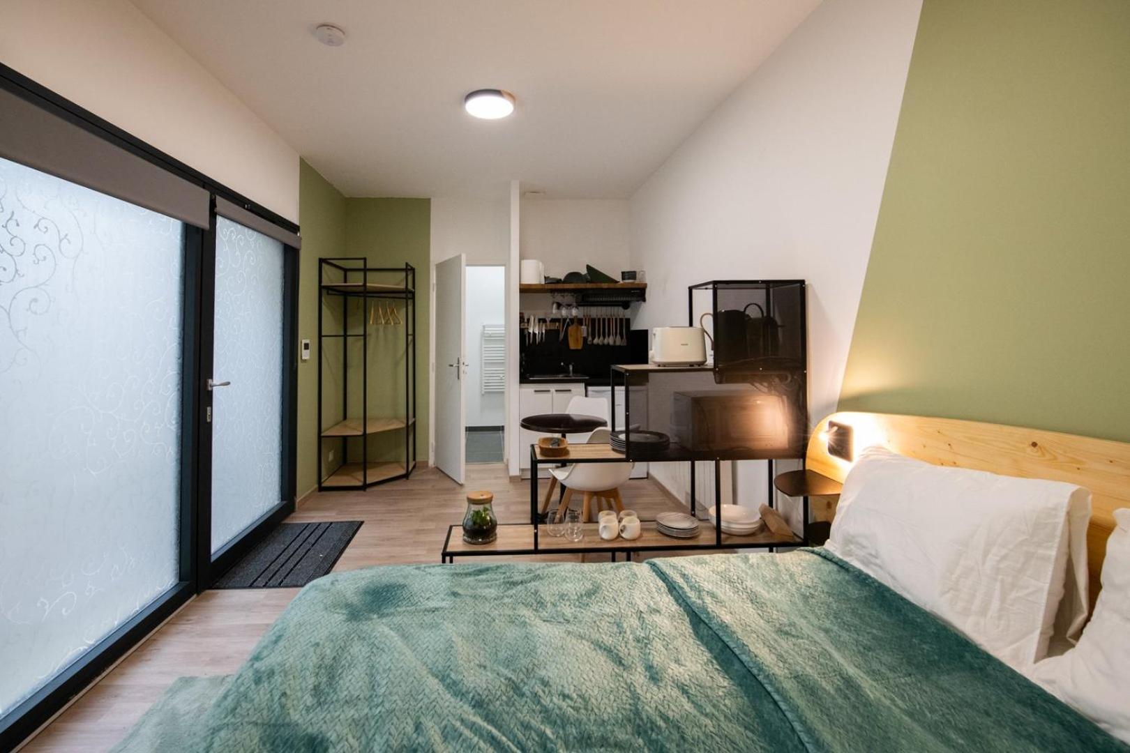 Suite Kella Tassin - Beau Studio Renove Buitenkant foto